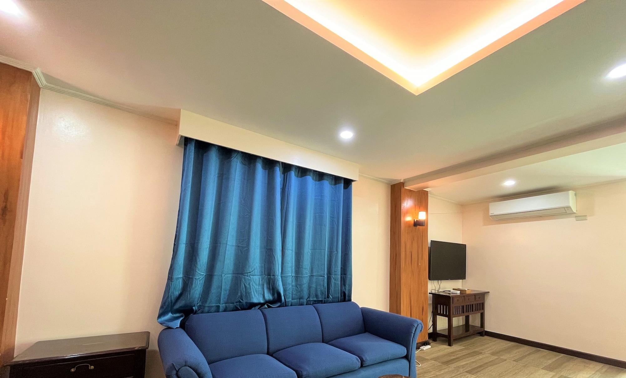 The Lakeview Suites Tagaytay City Exteriör bild