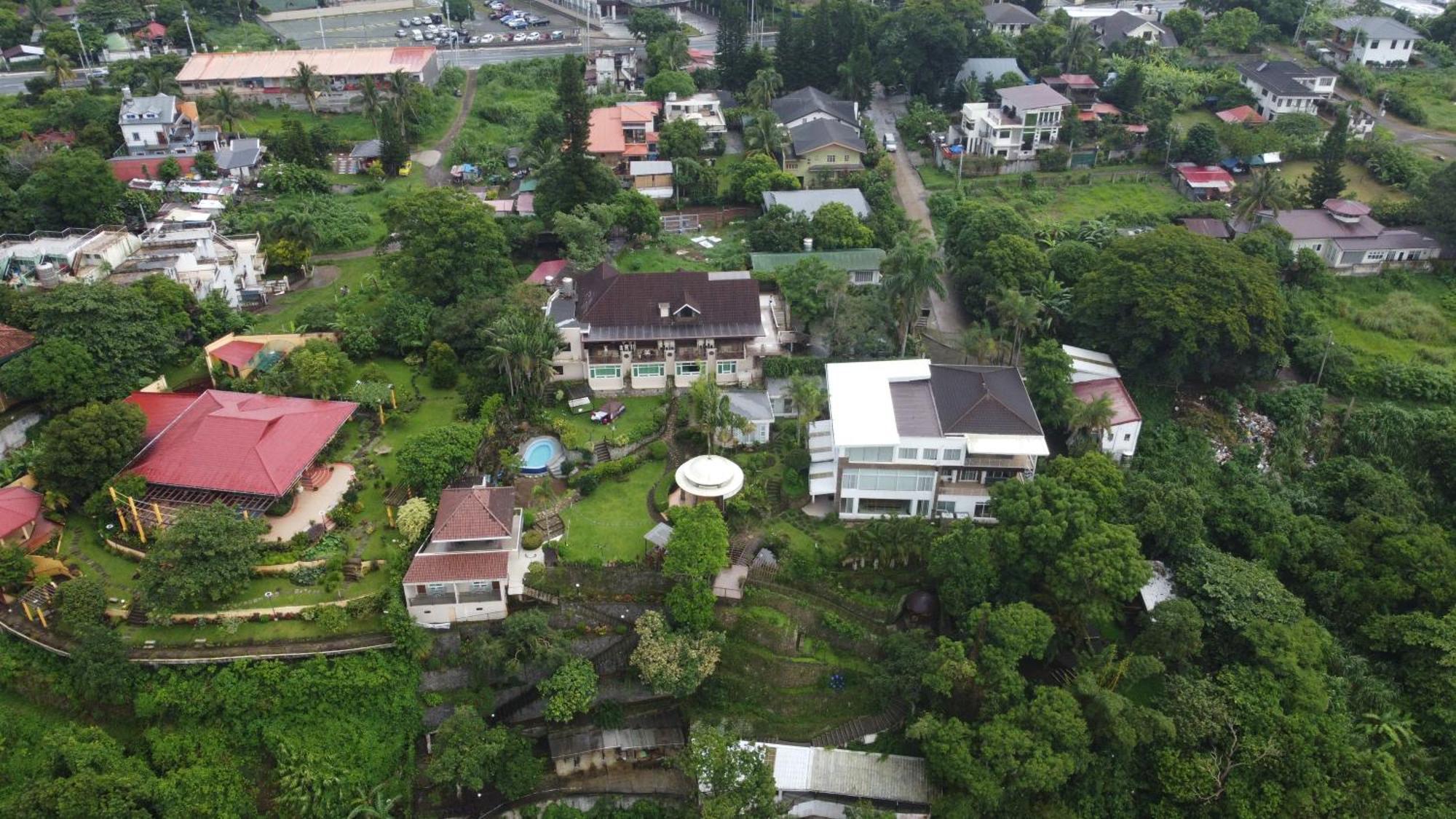 The Lakeview Suites Tagaytay City Exteriör bild